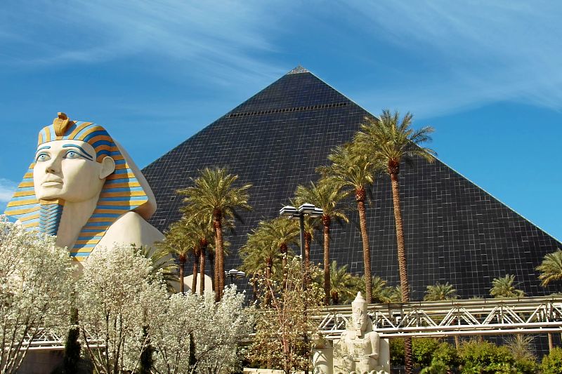 Hotel Luxor in Las Vegas Hotel Luxor in Las Vegas