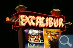 Hotelschild Excalibur mit aktuellen Veranstaltungen