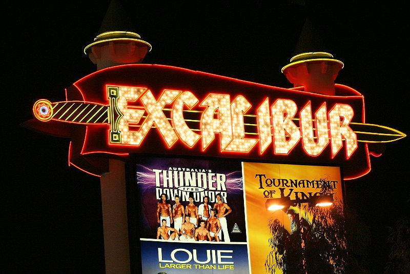 Hotelschild Excalibur mit aktuellen Veranstaltungen Hotelschild Excalibur mit aktuellen Veranstaltungen
